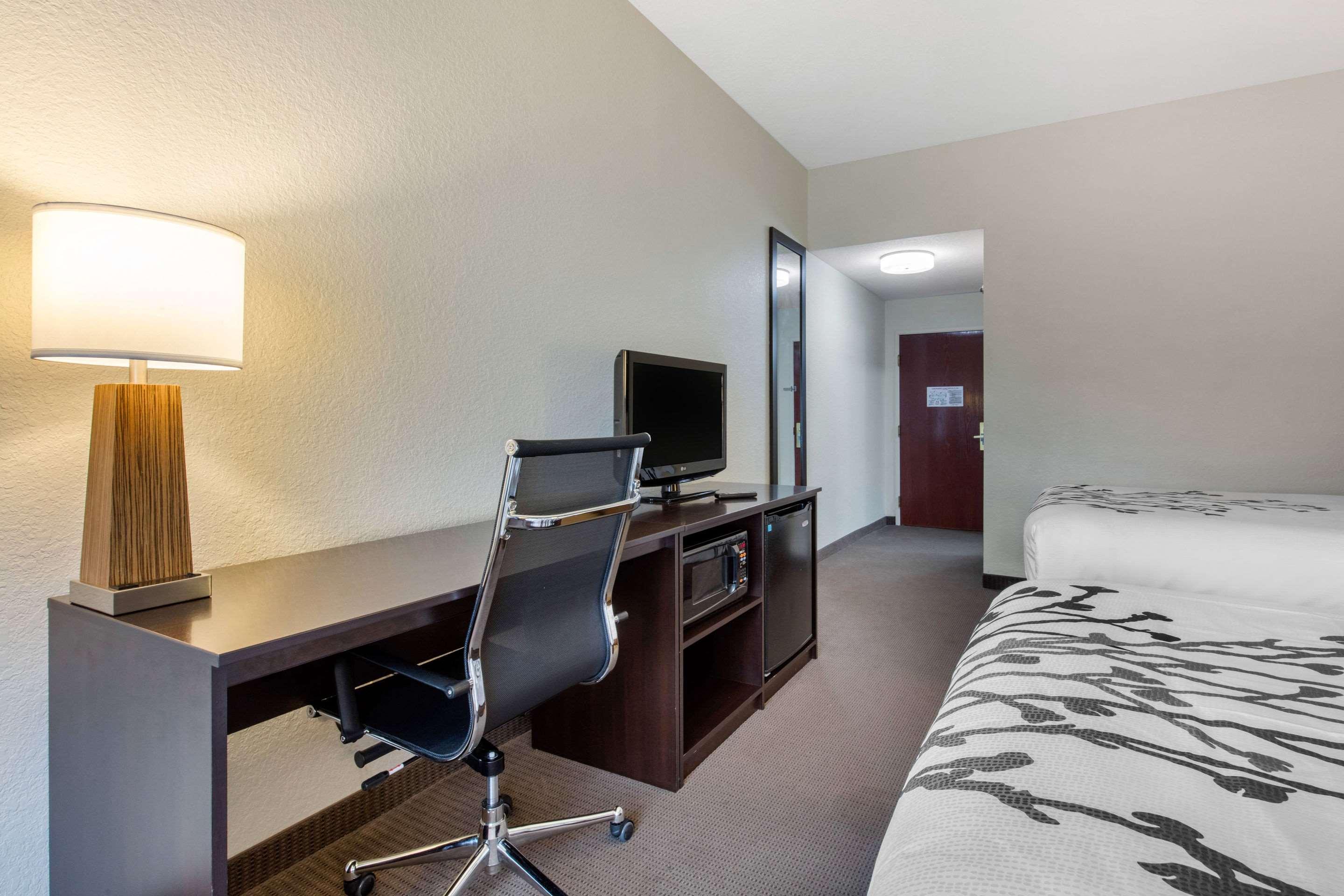Sleep Inn & Suites Auburn Campus Area I-85 Eksteriør billede