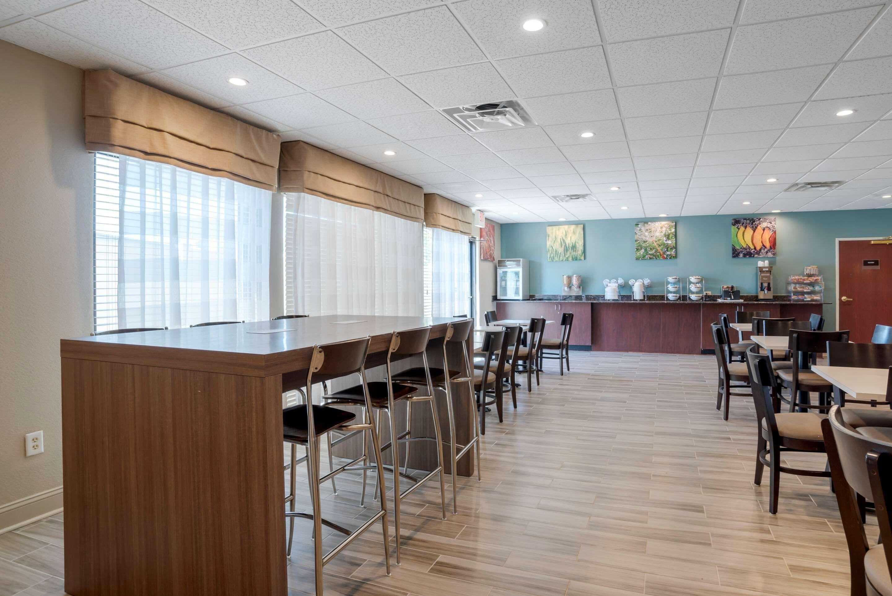Sleep Inn & Suites Auburn Campus Area I-85 Eksteriør billede